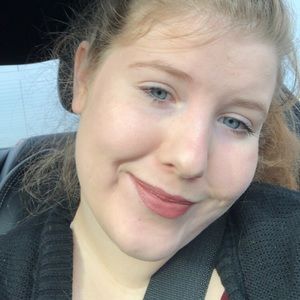 Meet your Posher, Kayna